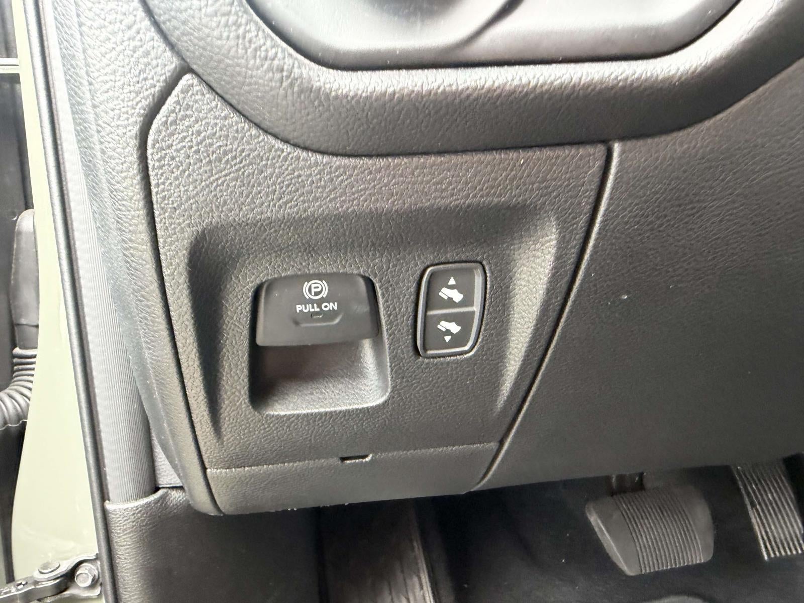 2026 RAM 1500 Laramie Crew Cab 4x4 57' Box