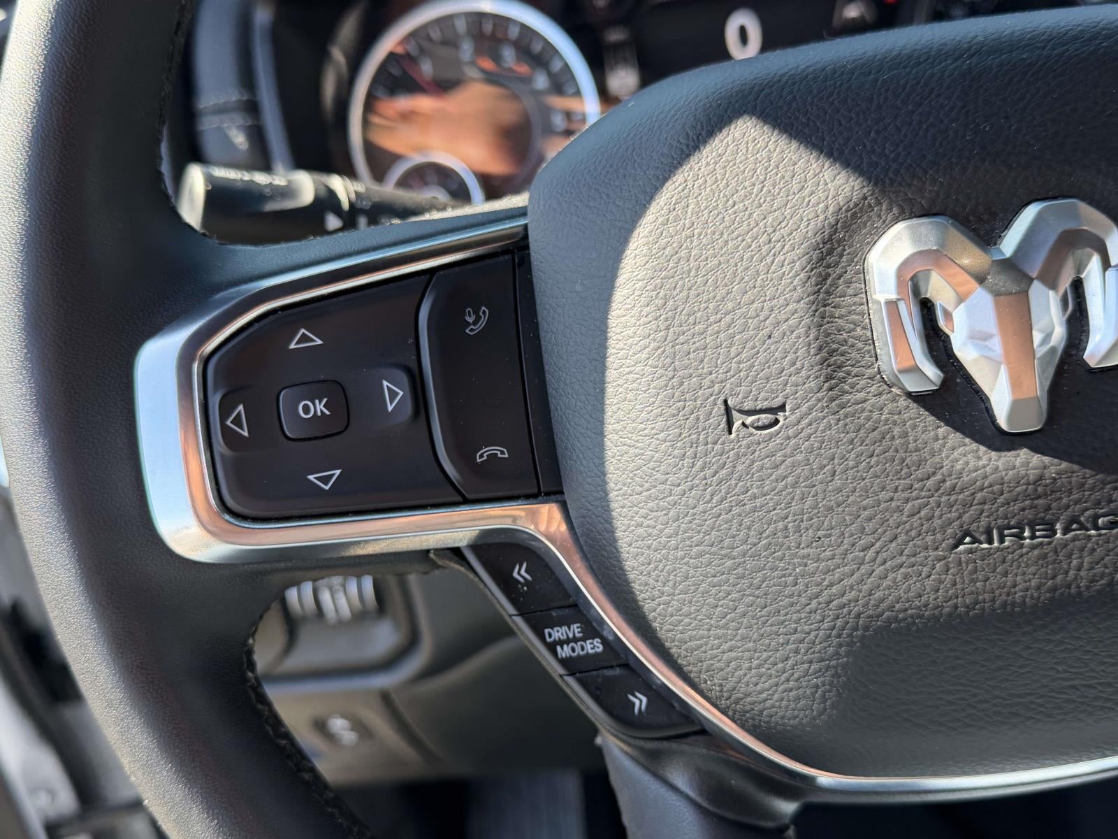 2025 RAM 1500 Laramie Crew Cab 4x4 57' Box