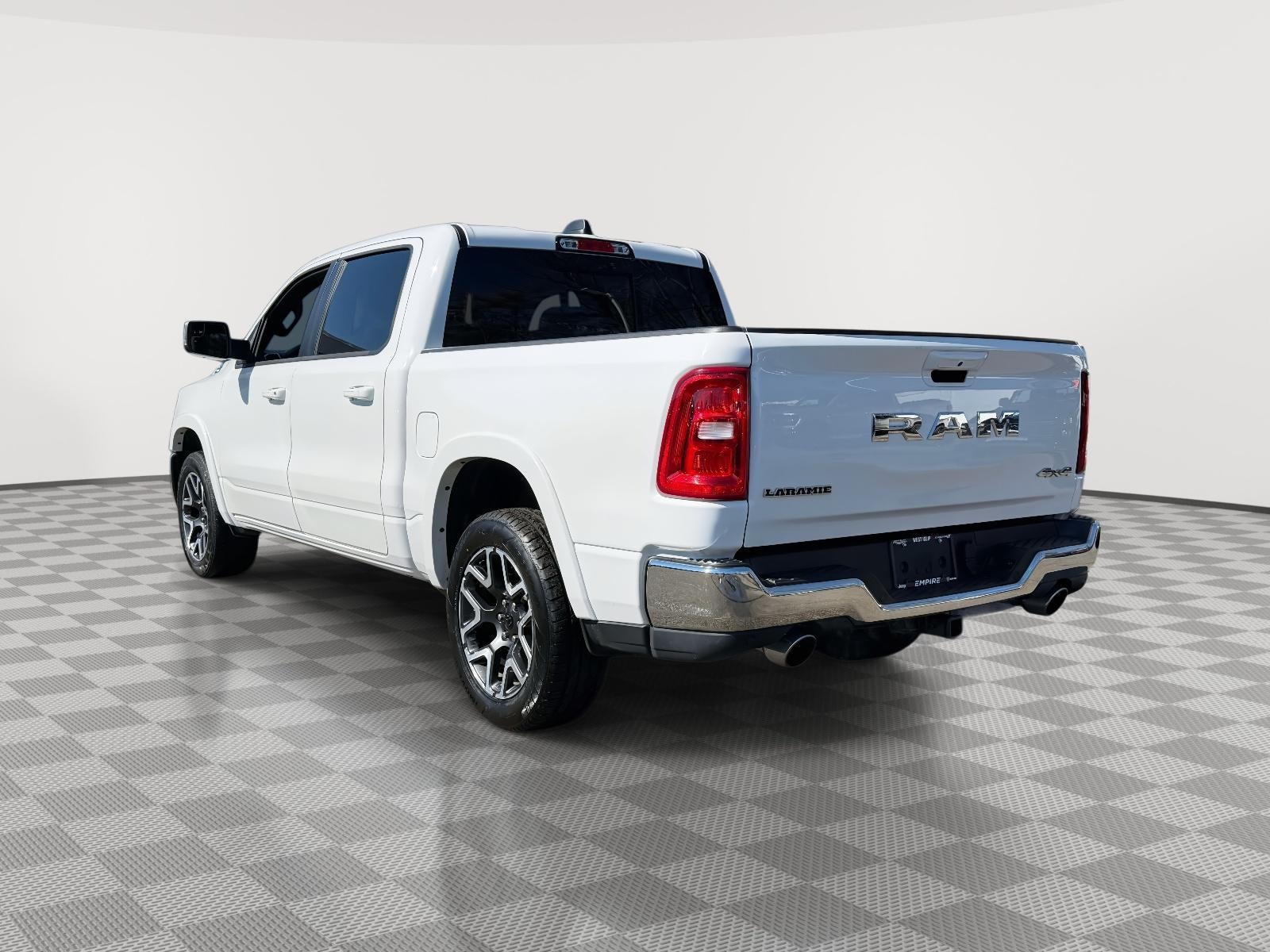 2025 RAM 1500 Laramie Crew Cab 4x4 57' Box