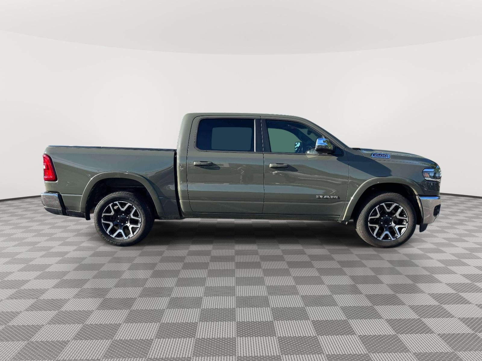 2026 RAM 1500 Laramie Crew Cab 4x4 57' Box