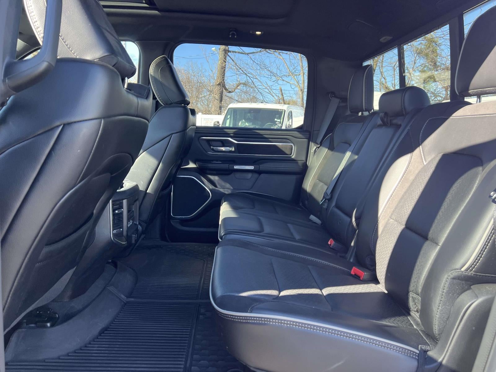 2023 RAM 1500 Laramie Crew Cab 4x4 57' Box