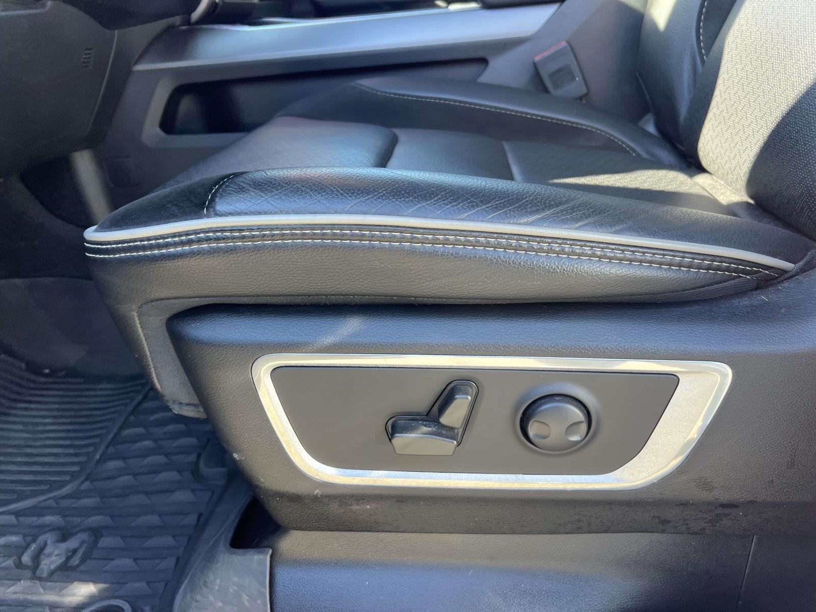 2023 RAM 1500 Laramie Crew Cab 4x4 57' Box