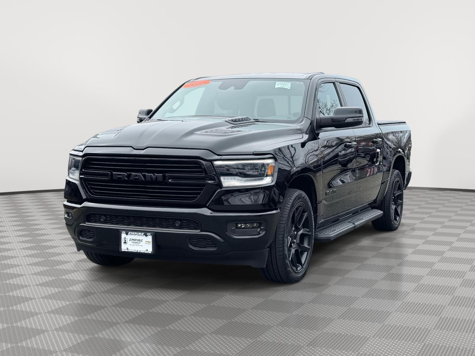 2023 RAM 1500 Laramie Crew Cab 4x4 57' Box