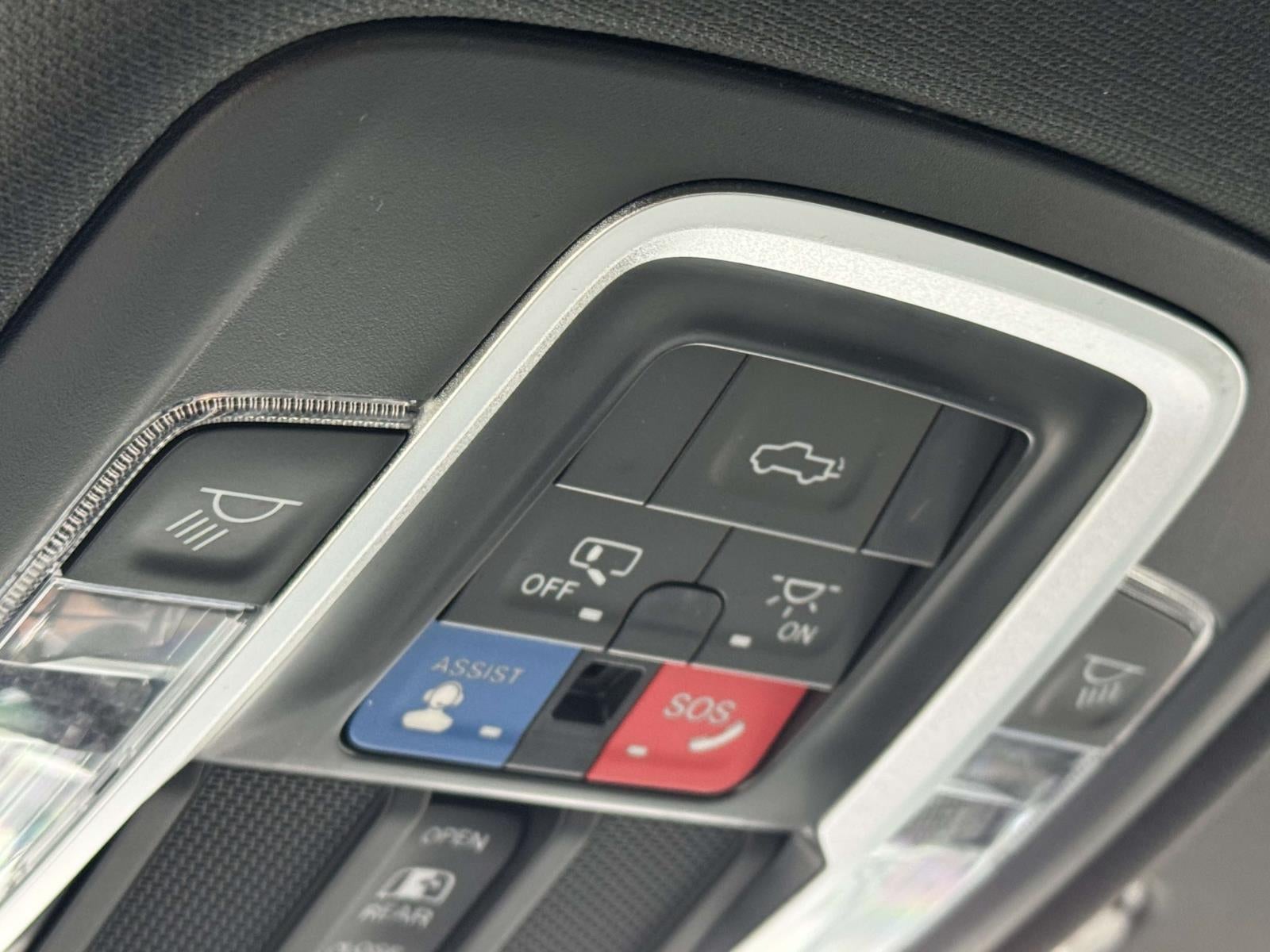 2023 RAM 1500 Laramie Crew Cab 4x4 57' Box