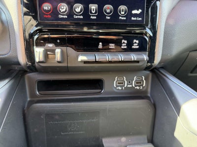 2021 RAM 1500 Laramie Crew Cab 4x4 57' Box