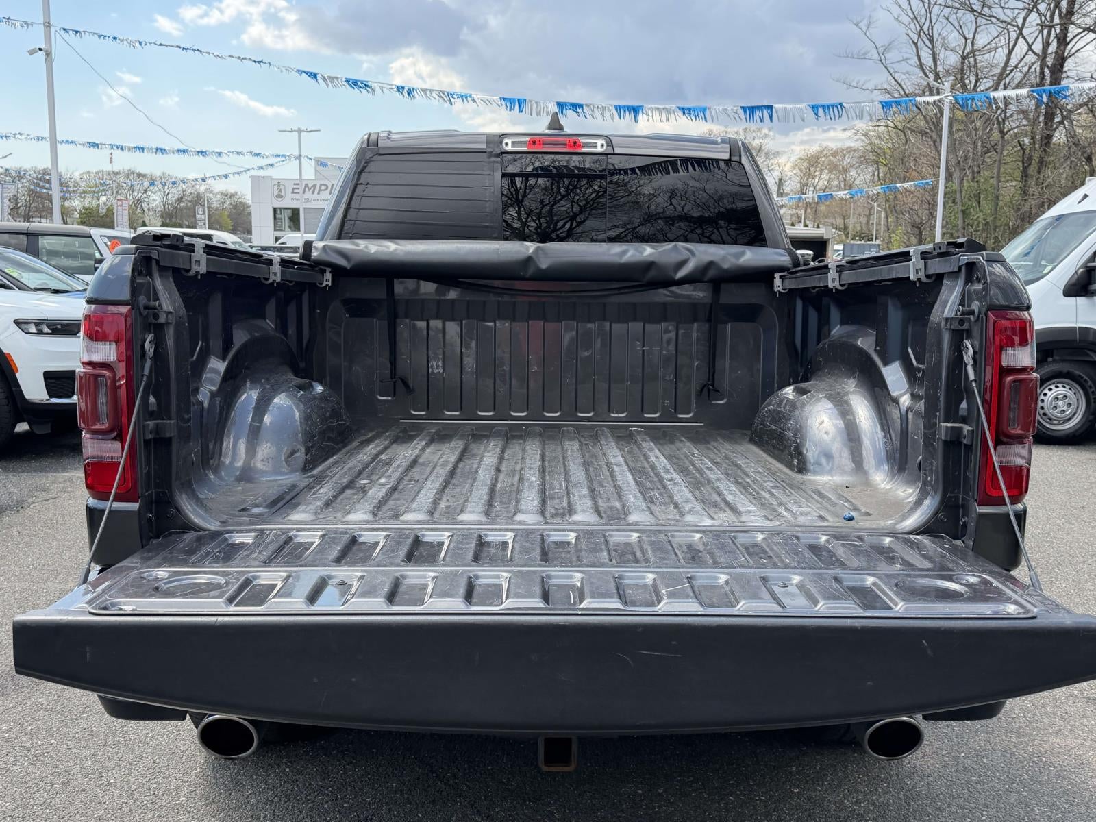 2021 RAM 1500 Laramie Crew Cab 4x4 57' Box