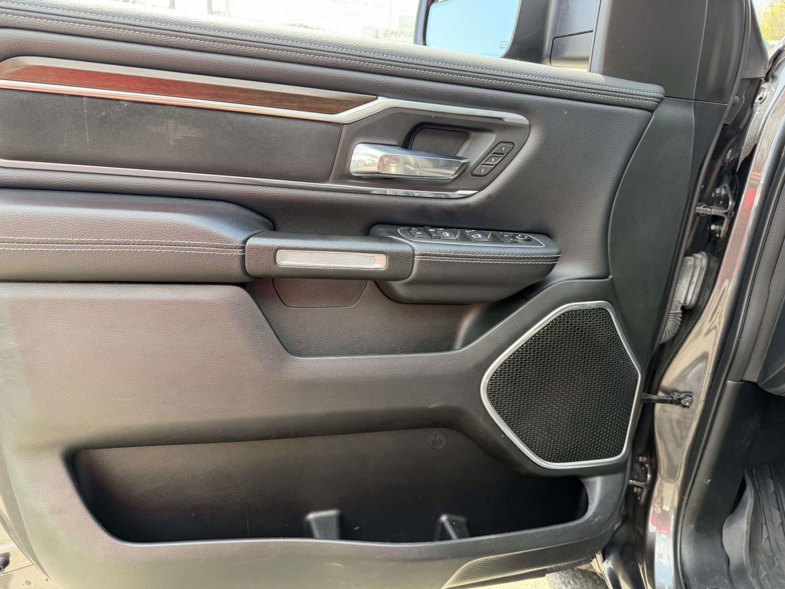 2021 RAM 1500 Laramie Crew Cab 4x4 57' Box