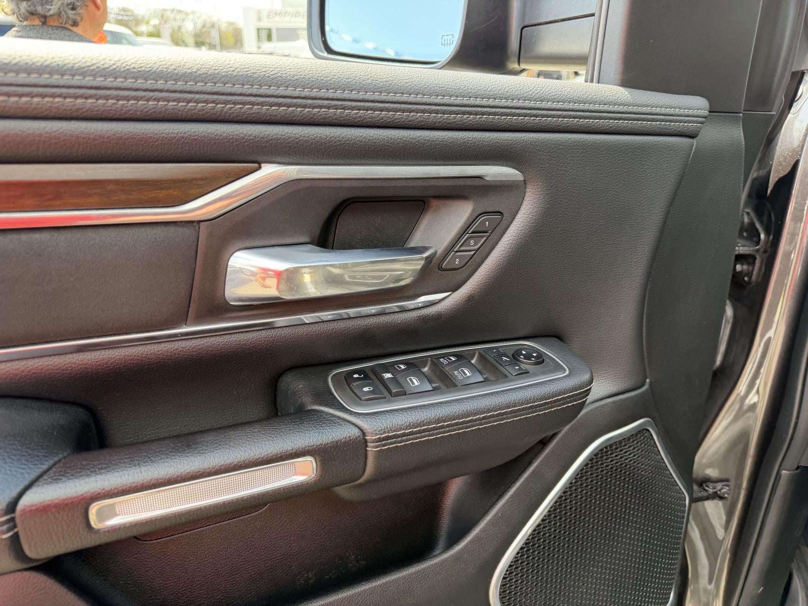 2021 RAM 1500 Laramie Crew Cab 4x4 57' Box