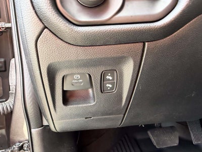 2021 RAM 1500 Laramie Crew Cab 4x4 57' Box