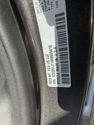 2021 RAM 1500 Laramie Crew Cab 4x4 57' Box