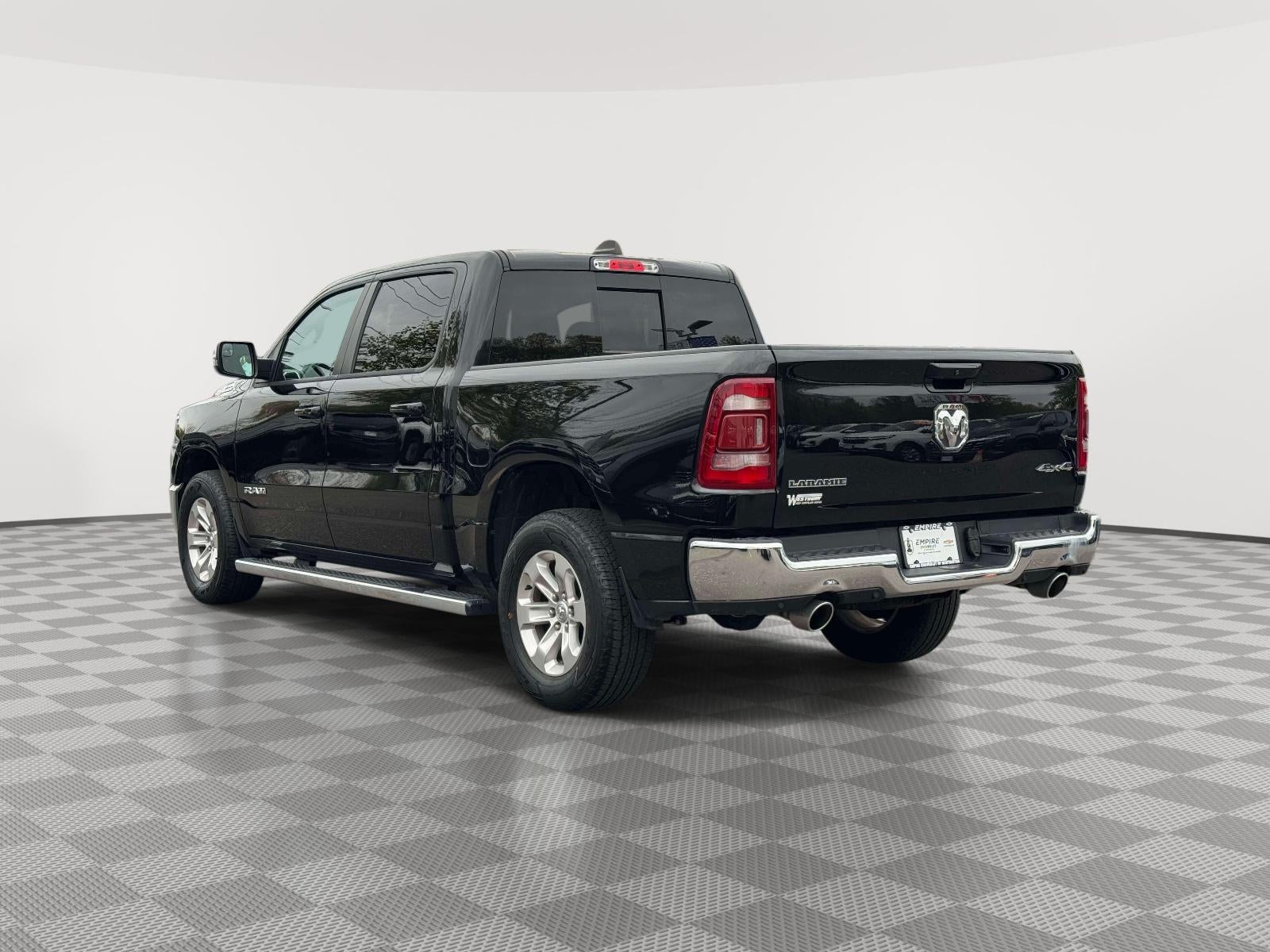 2024 RAM 1500 Laramie Crew Cab 4x4 57' Box