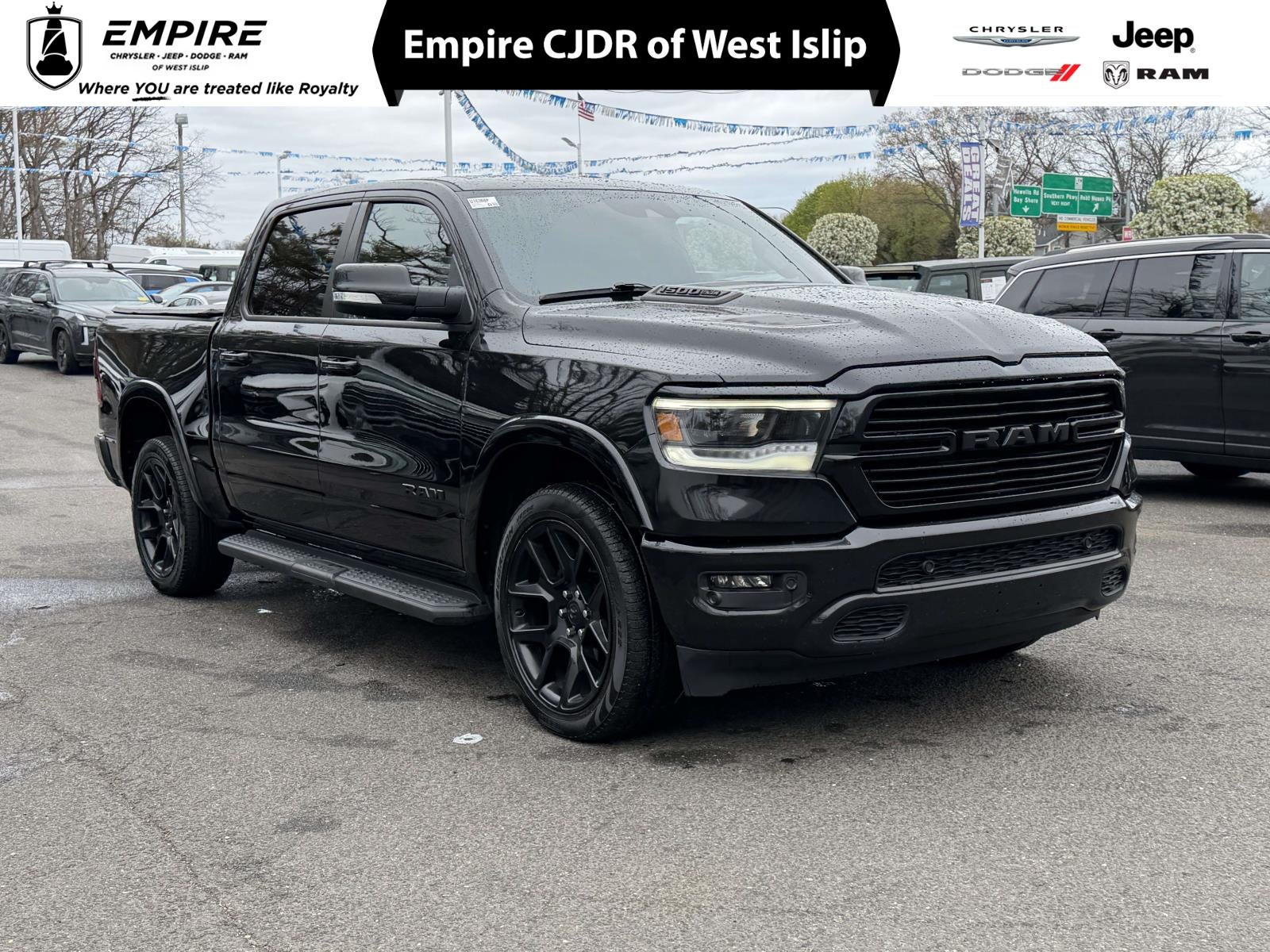 2022 RAM 1500 Laramie Crew Cab 4x4 57' Box