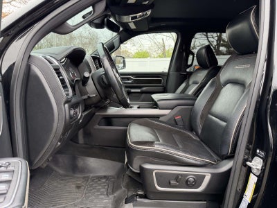 2022 RAM 1500 Laramie Crew Cab 4x4 57' Box