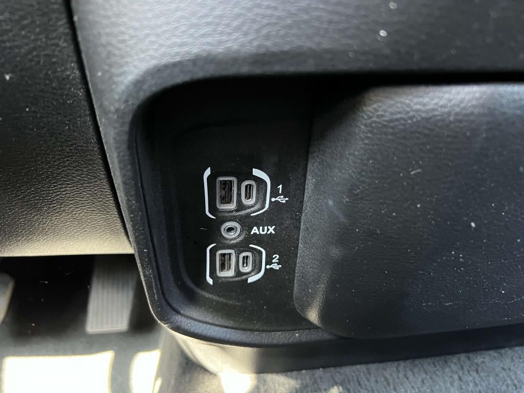 2023 RAM 1500 Laramie Crew Cab 4x4 57' Box