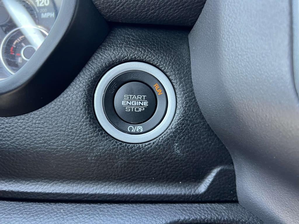 2023 RAM 1500 Laramie Crew Cab 4x4 57' Box