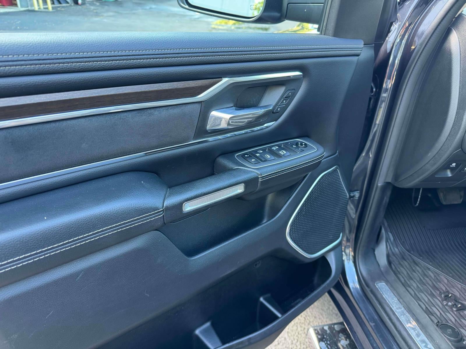 2021 RAM 1500 Laramie Crew Cab 4x4 57' Box