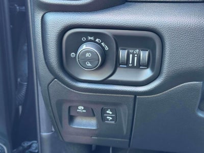 2021 RAM 1500 Laramie Crew Cab 4x4 57' Box