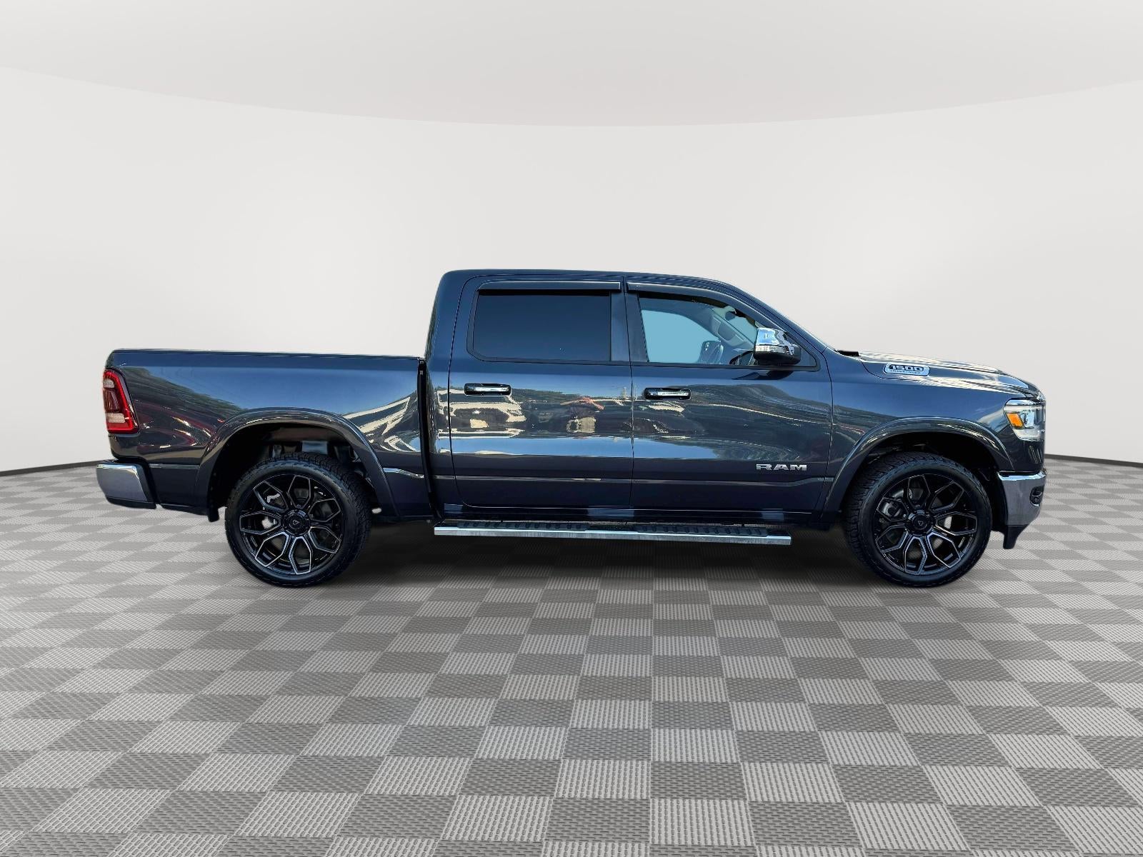 2021 RAM 1500 Laramie Crew Cab 4x4 57' Box