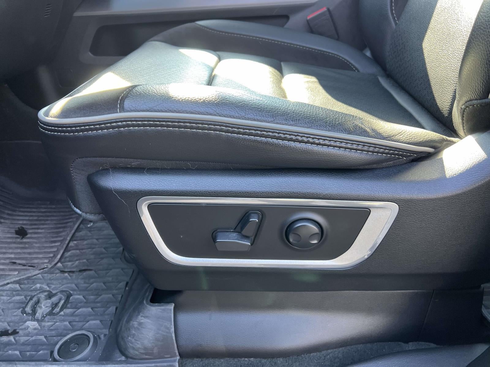 2024 RAM 1500 Laramie Crew Cab 4x4 57' Box