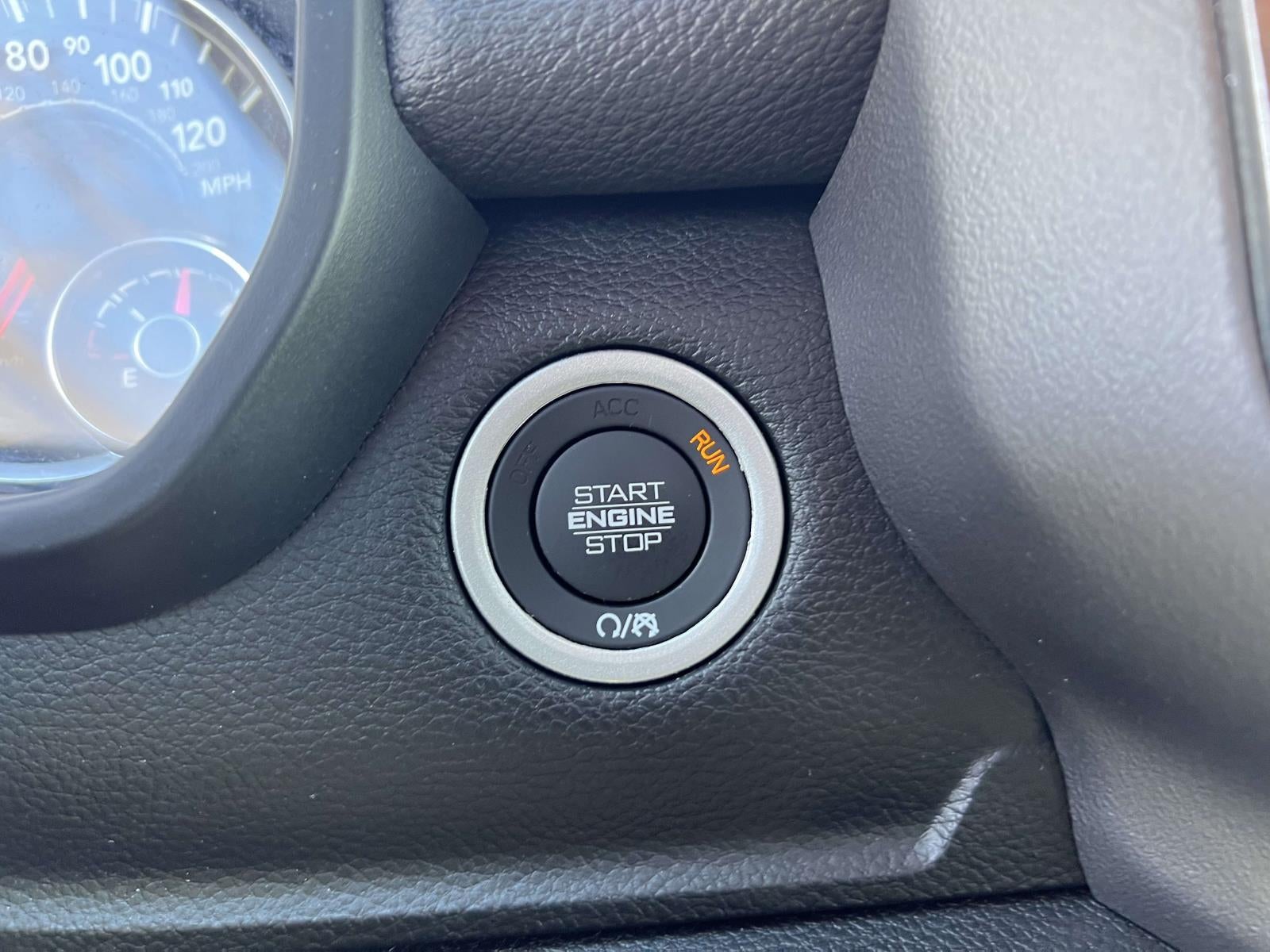 2024 RAM 1500 Laramie Crew Cab 4x4 57' Box