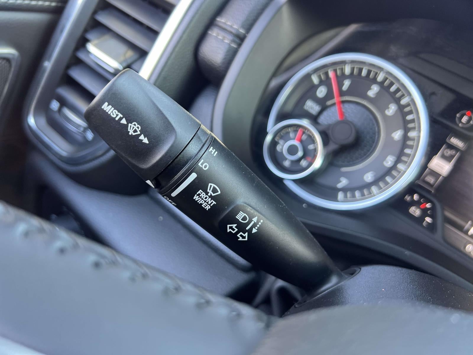 2024 RAM 1500 Laramie Crew Cab 4x4 57' Box