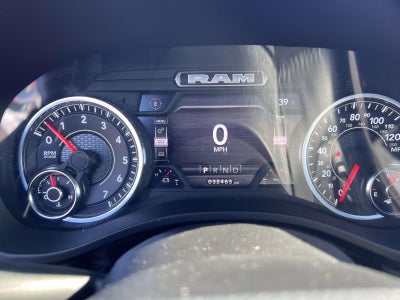 2024 RAM 1500 Laramie Crew Cab 4x4 57' Box