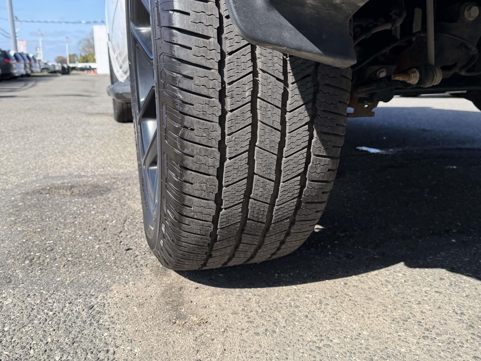 2023 RAM 1500 Laramie Crew Cab 4x4 57' Box