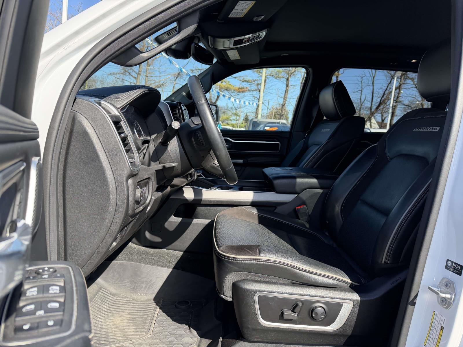 2023 RAM 1500 Laramie Crew Cab 4x4 57' Box