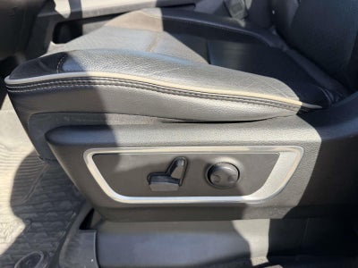 2023 RAM 1500 Laramie Crew Cab 4x4 57' Box