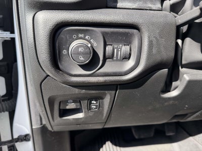 2023 RAM 1500 Laramie Crew Cab 4x4 57' Box