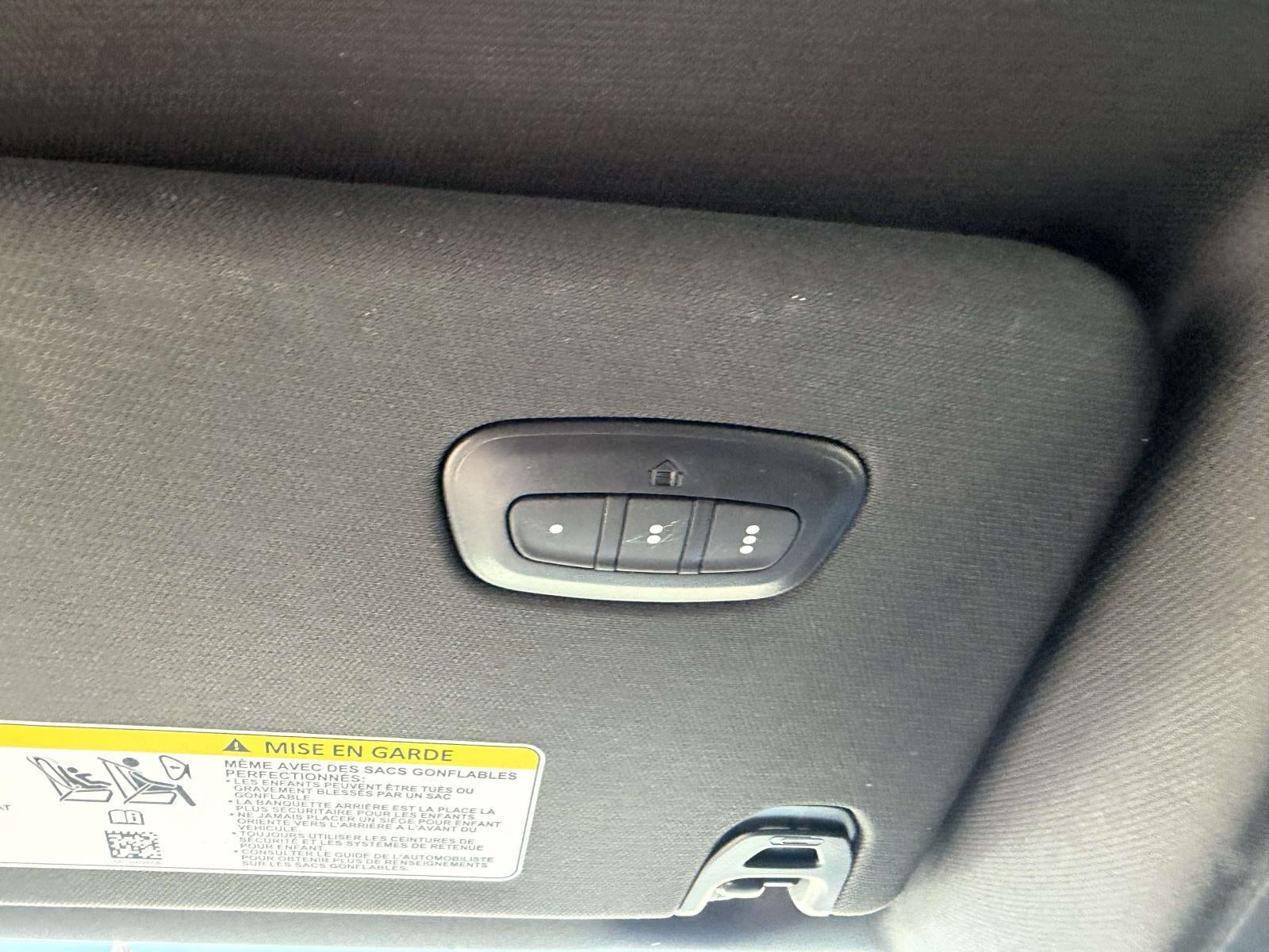 2023 RAM 1500 Laramie Crew Cab 4x4 57' Box