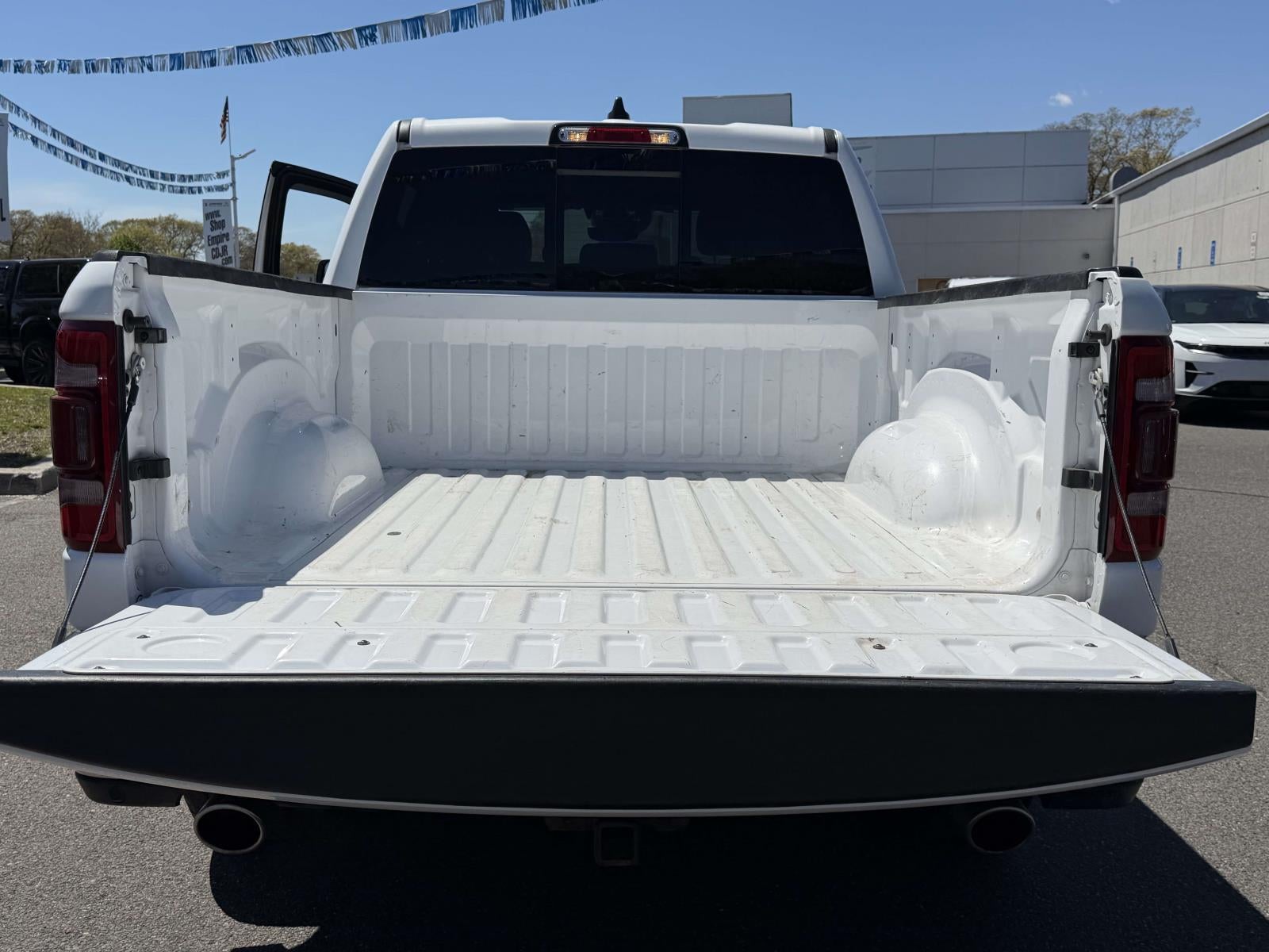 2023 RAM 1500 Laramie Crew Cab 4x4 57' Box