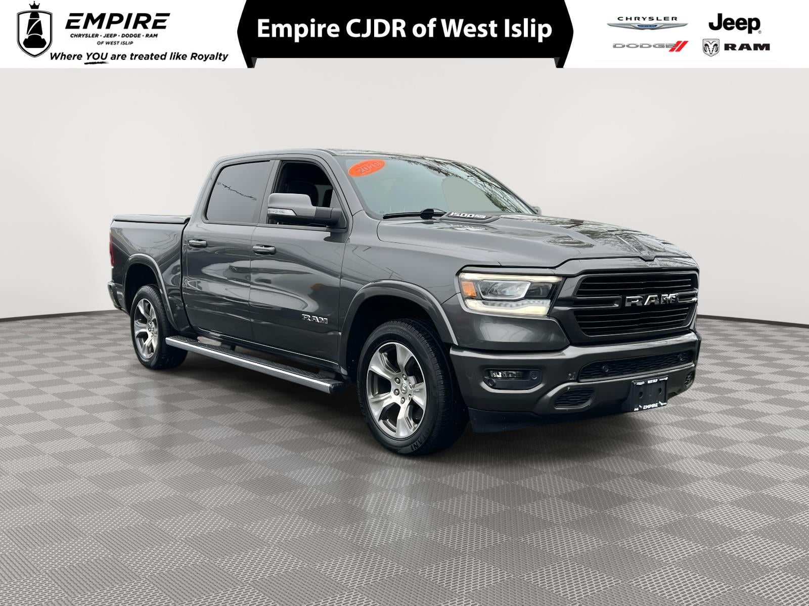 2019 RAM 1500 Laramie Crew Cab 4x4 57' Box