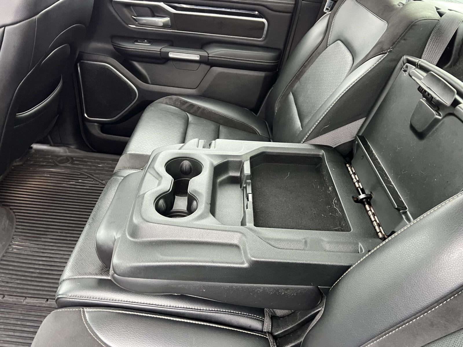 2019 RAM 1500 Laramie Crew Cab 4x4 57' Box