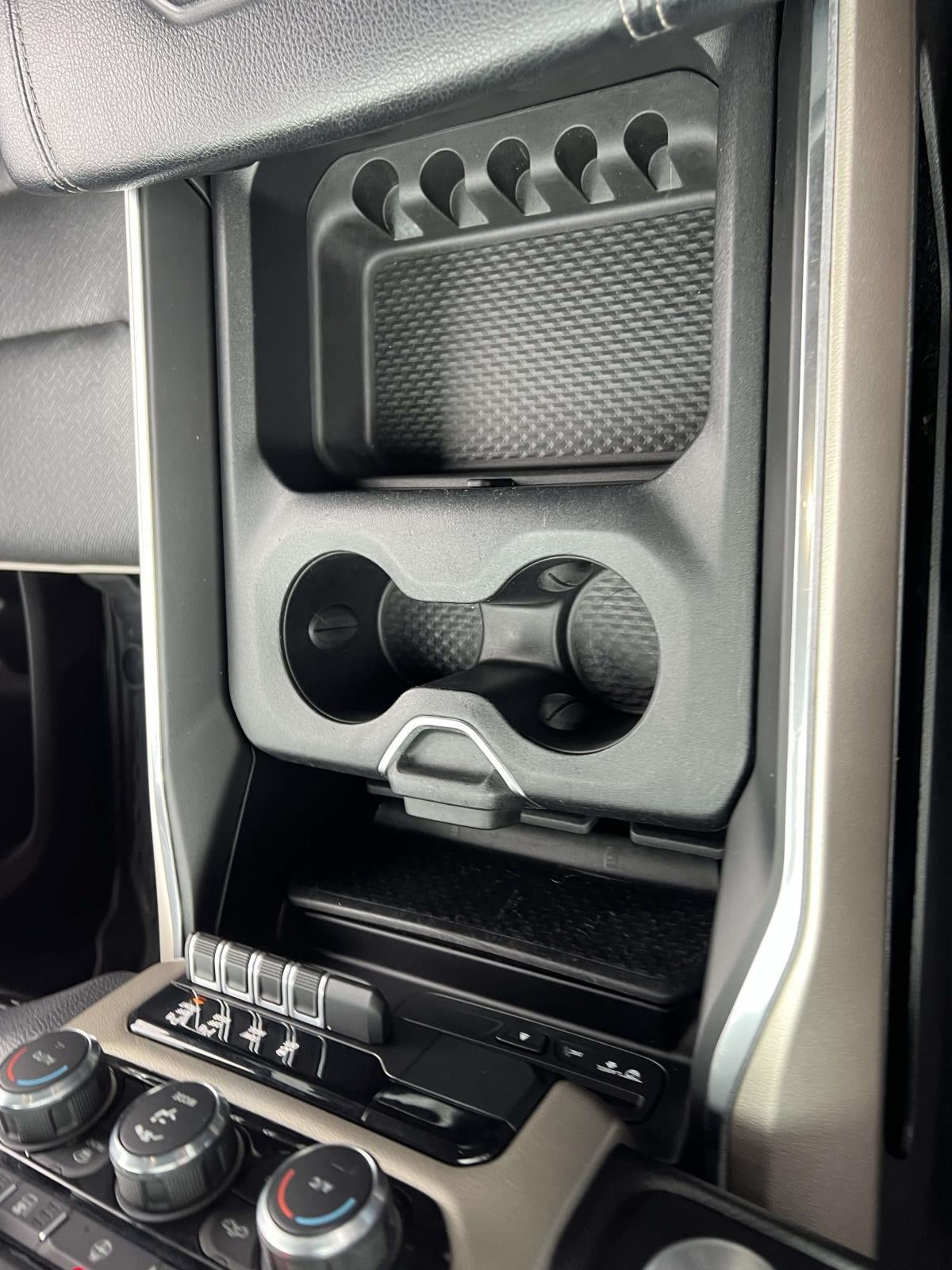 2019 RAM 1500 Laramie Crew Cab 4x4 57' Box