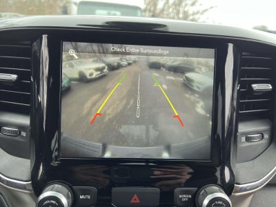 2019 RAM 1500 Laramie Crew Cab 4x4 57' Box