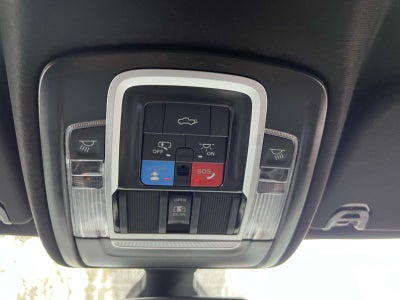 2019 RAM 1500 Laramie Crew Cab 4x4 57' Box