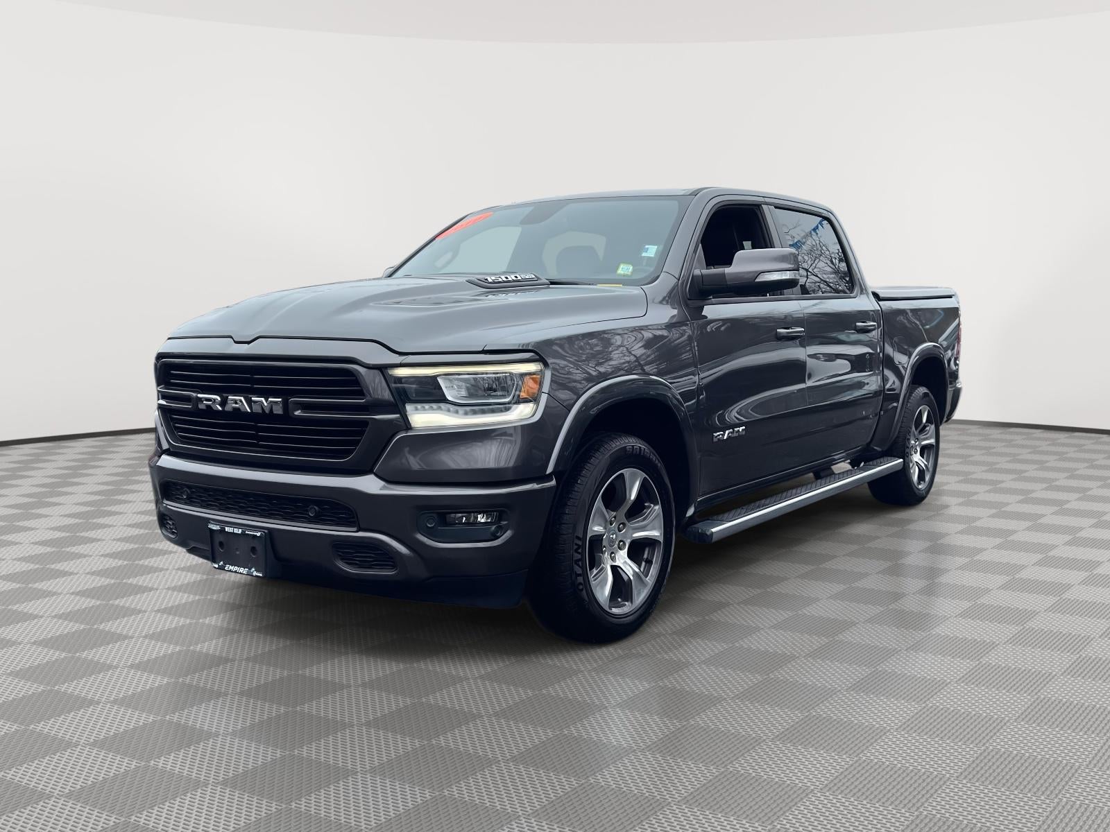 2019 RAM 1500 Laramie Crew Cab 4x4 57' Box