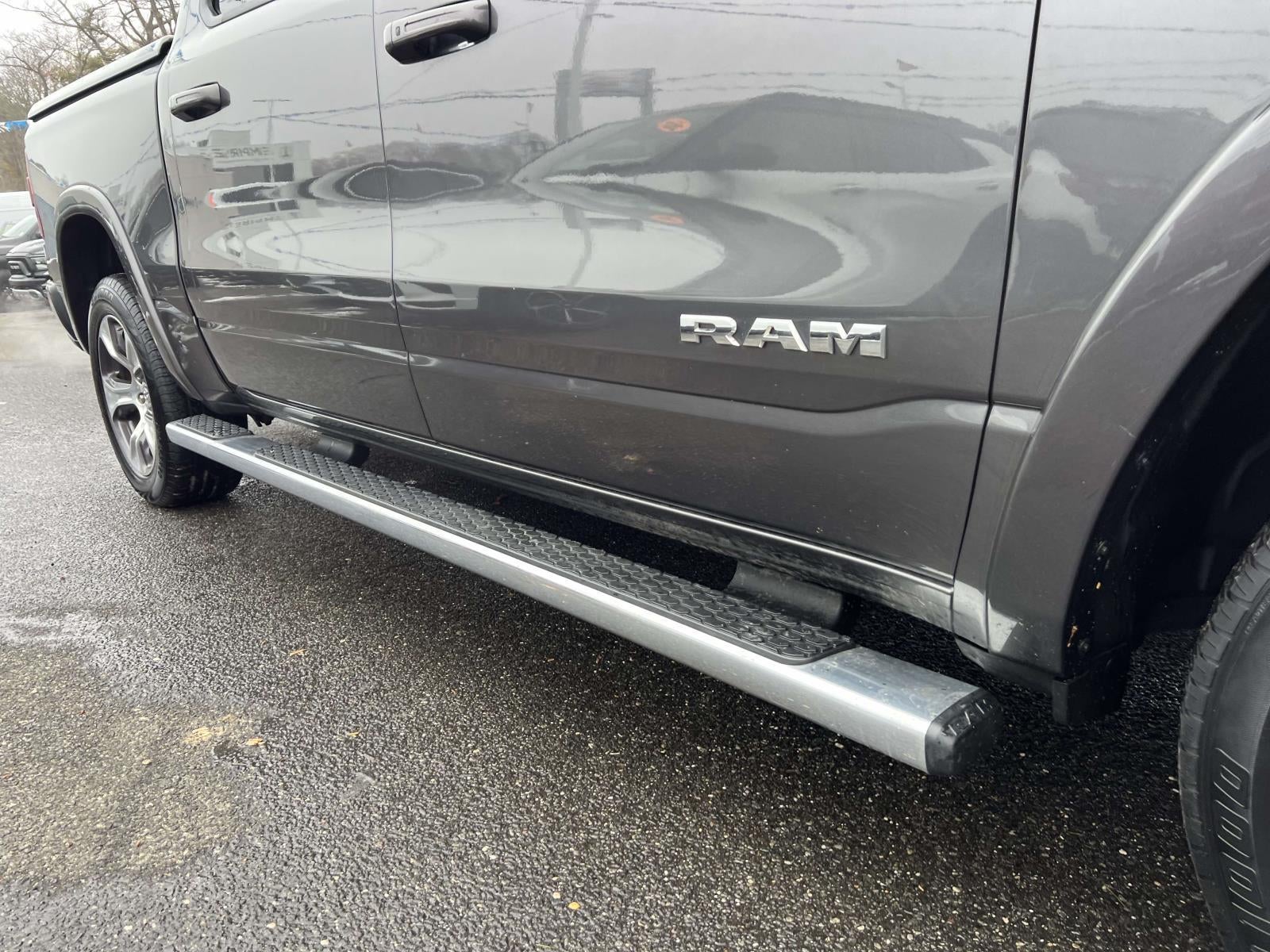 2019 RAM 1500 Laramie Crew Cab 4x4 57' Box