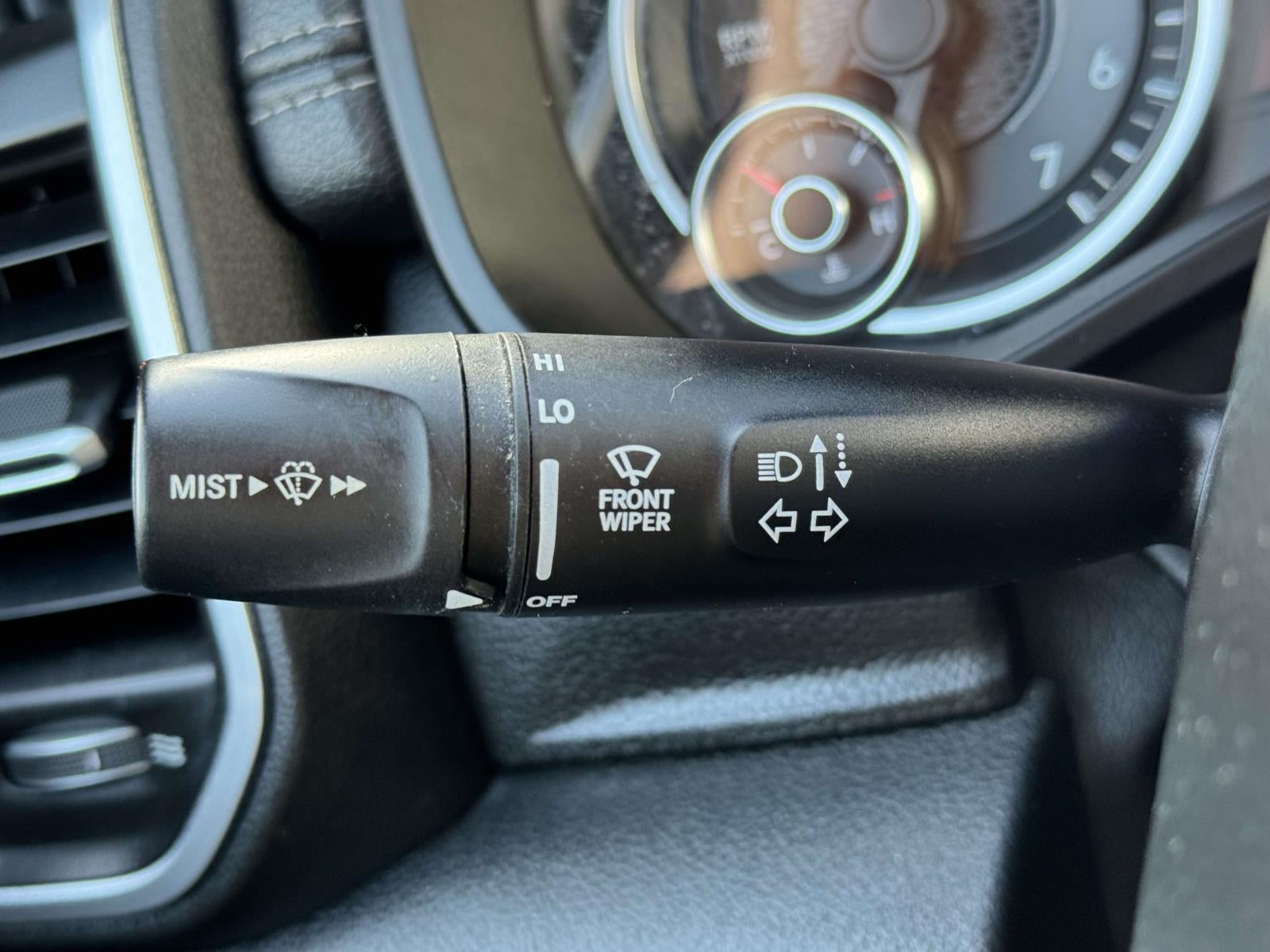 2022 RAM 1500 Laramie Crew Cab 4x4 57' Box