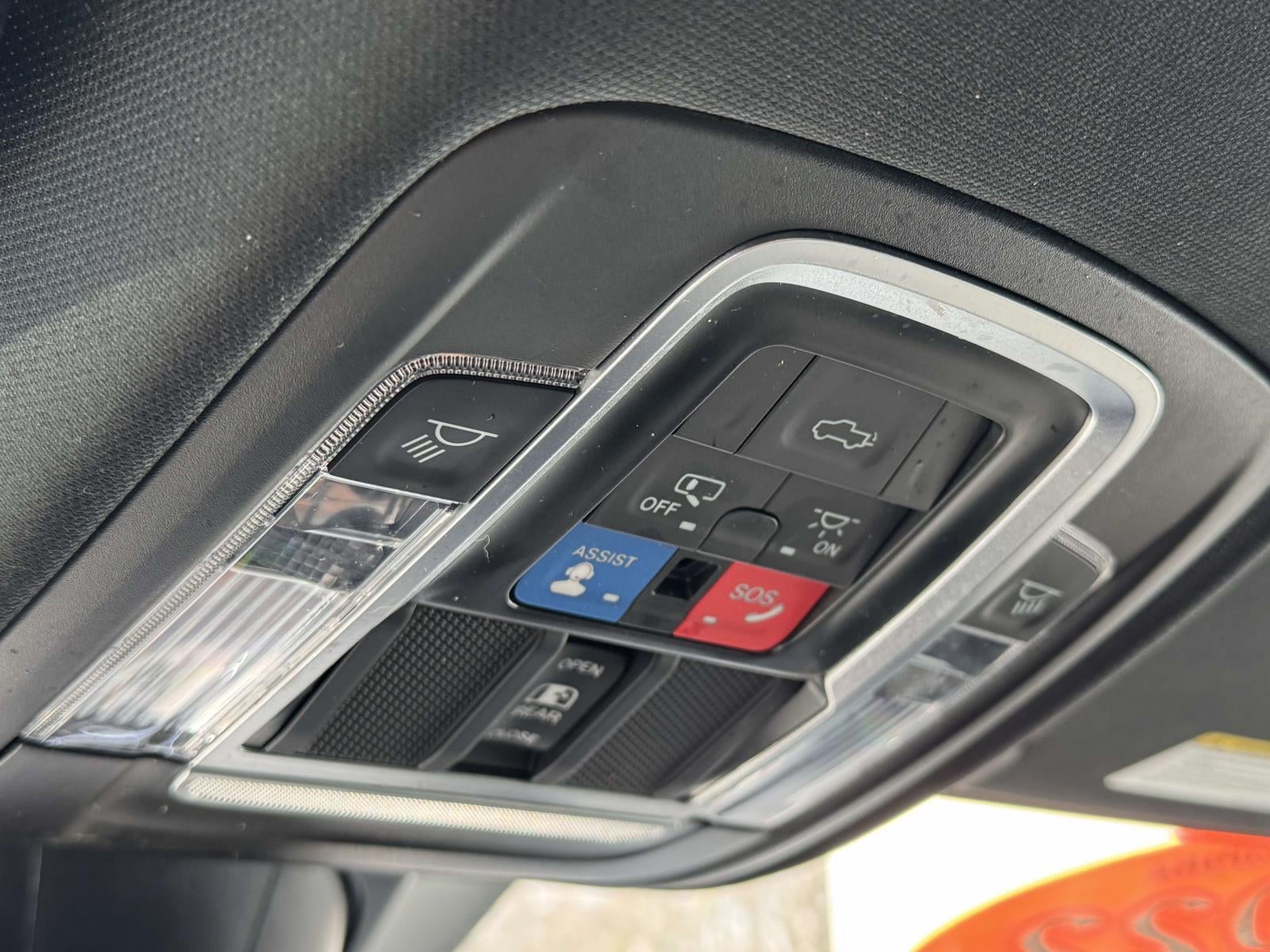 2022 RAM 1500 Laramie Crew Cab 4x4 57' Box