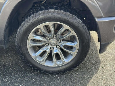 2022 RAM 1500 Laramie Crew Cab 4x4 57' Box