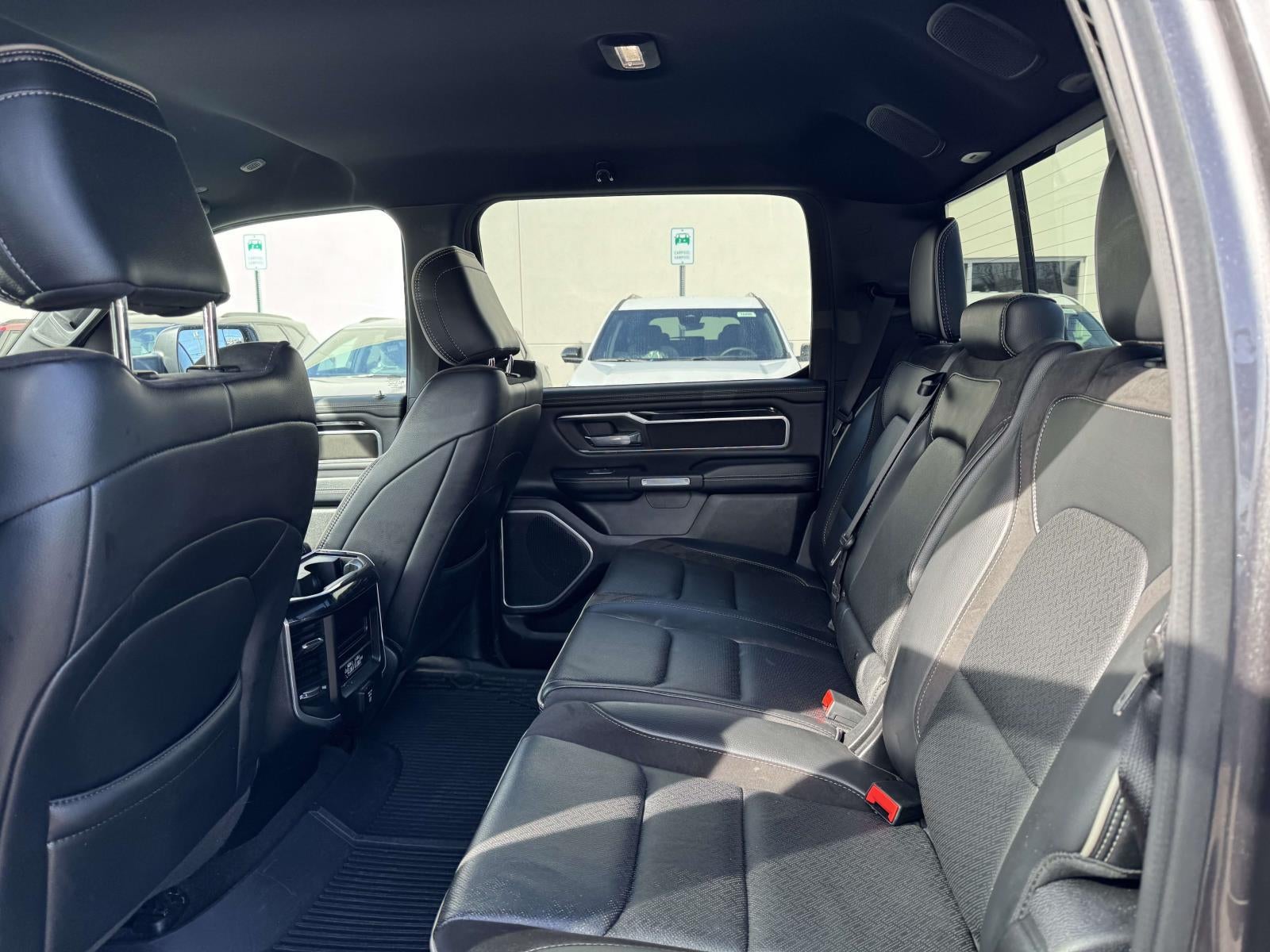 2022 RAM 1500 Laramie Crew Cab 4x4 57' Box