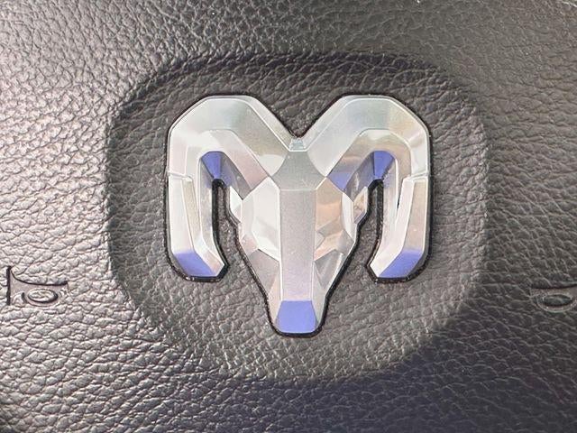 2023 RAM 1500 Laramie Crew Cab 4x4 57' Box