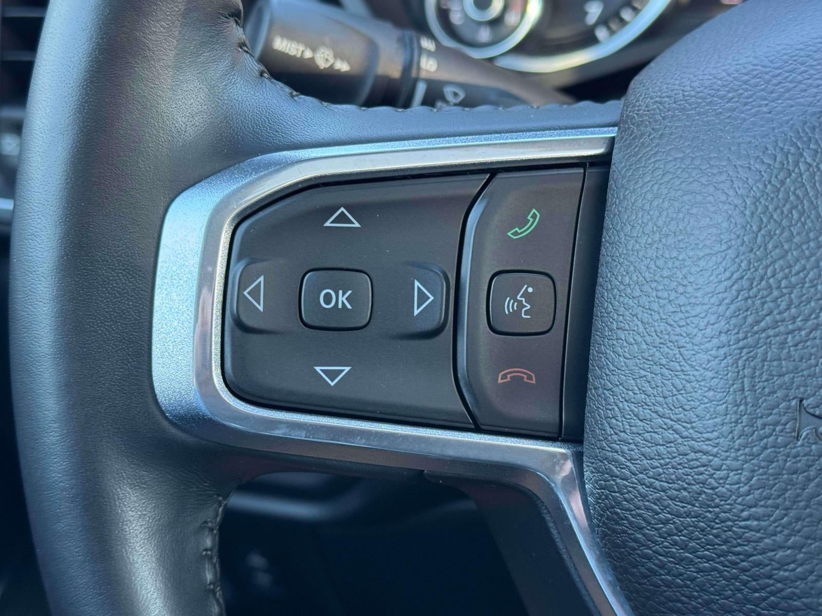 2021 RAM 1500 Laramie Crew Cab 4x4 57' Box