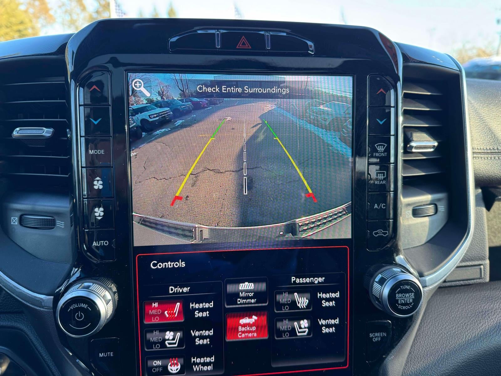 2021 RAM 1500 Laramie Crew Cab 4x4 57' Box