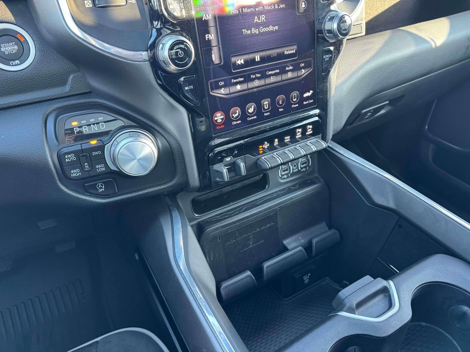 2021 RAM 1500 Laramie Crew Cab 4x4 57' Box