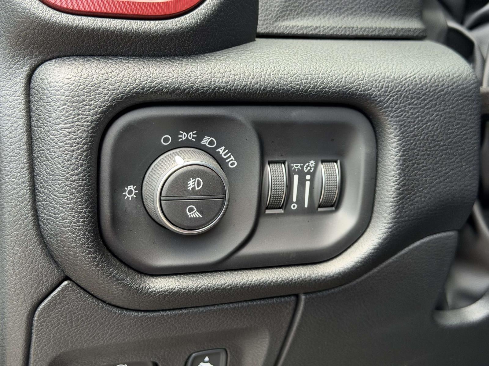 2026 RAM 1500 Rebel Crew Cab 4x4 57' Box