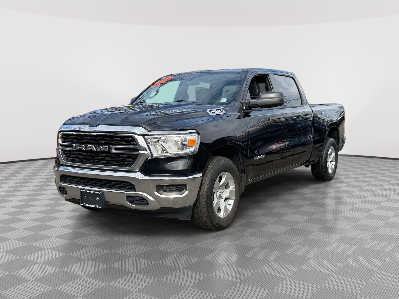 2023 RAM 1500 Big Horn Crew Cab 4x4 64' Box