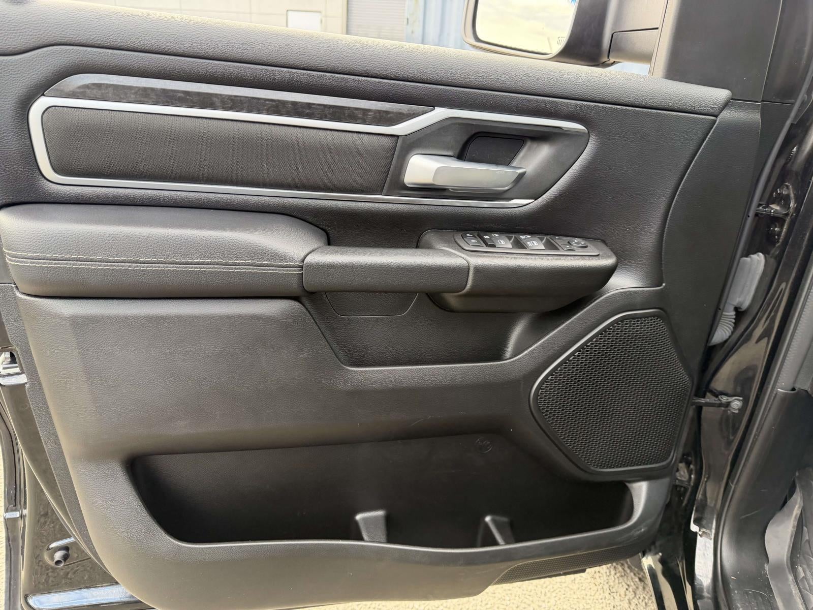 2023 RAM 1500 Big Horn Crew Cab 4x4 64' Box